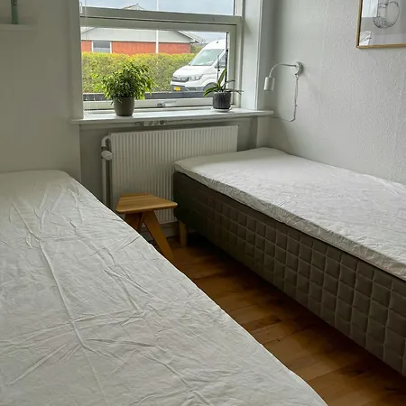 House Between Skagen's Coasts And High Street Feriehus *